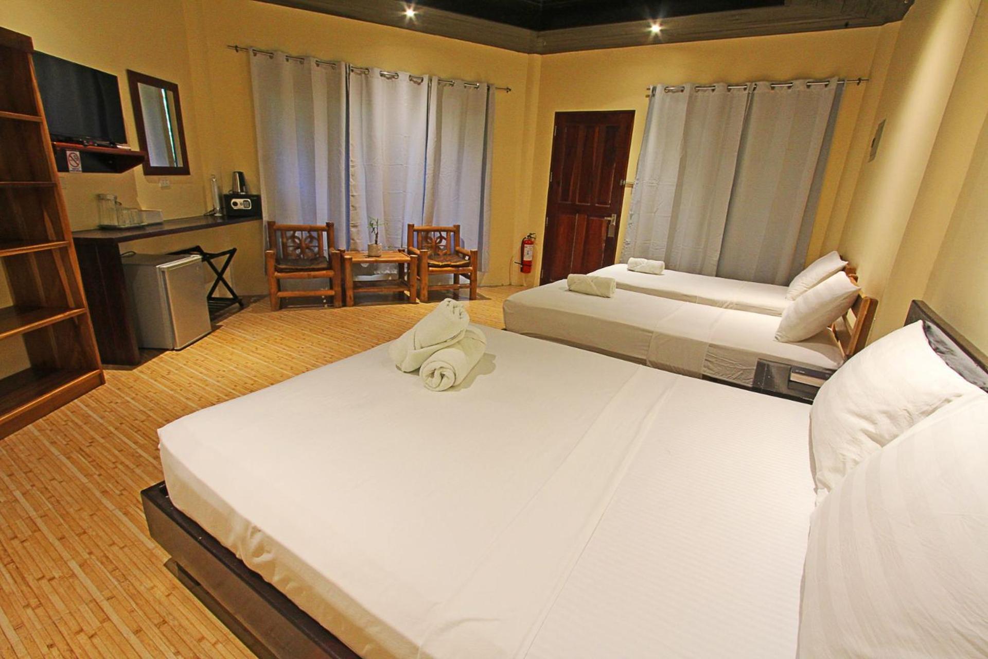 Jonas And Twins Resort General Luna  Dış mekan fotoğraf